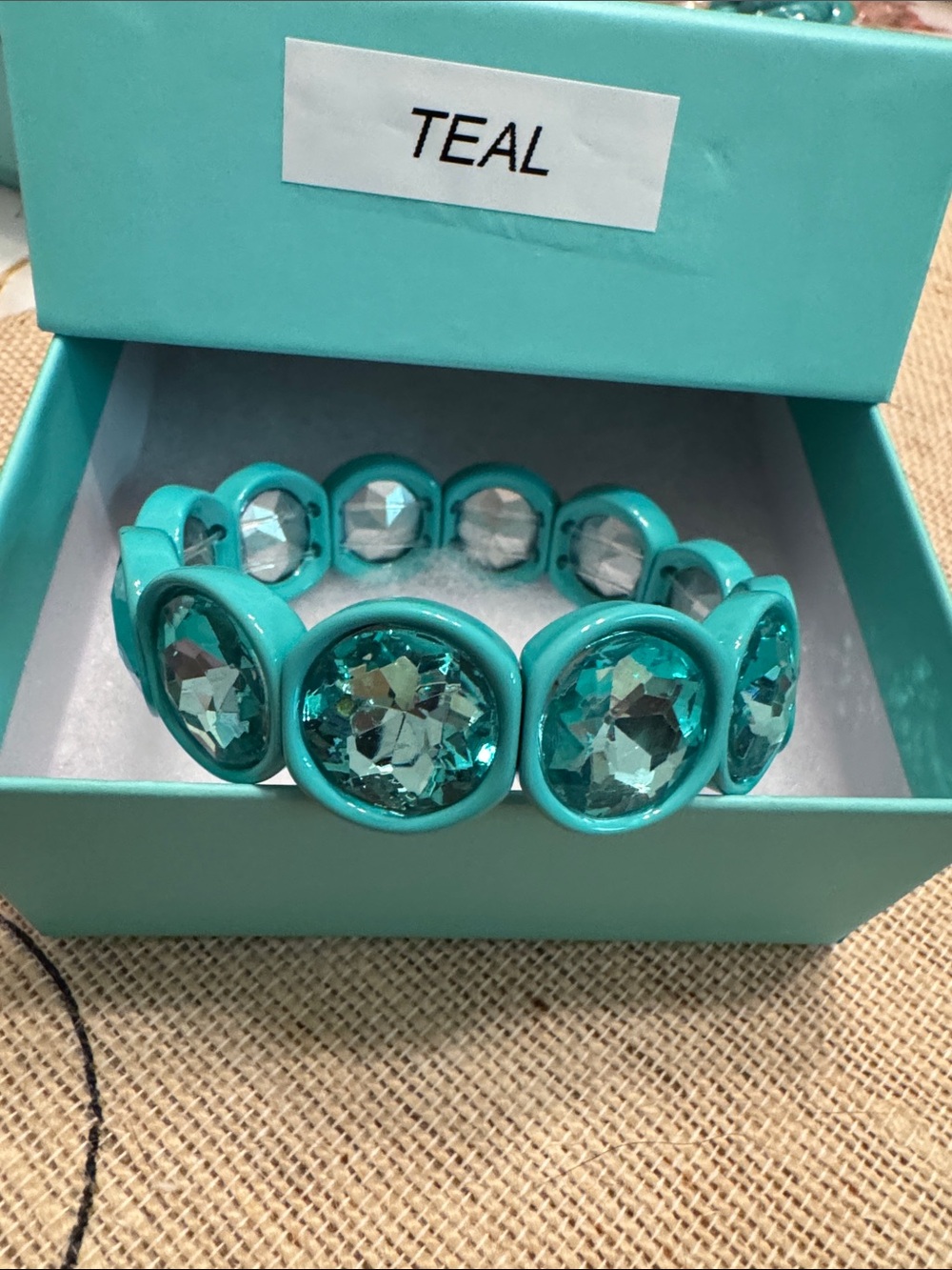 bloom Turquoise elastic Bracelet with Teal Crystals